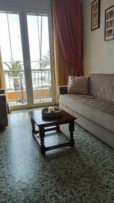 Seashell Apartment Sea View, Castle View 200Metres From The Beach Sitia  Luaran gambar